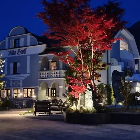 Groff Hotel 3*