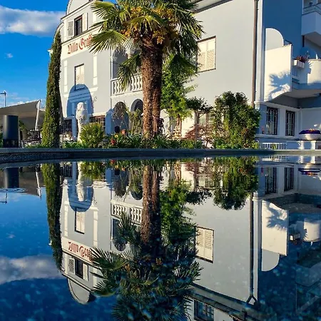 Groff Hotel 3*
