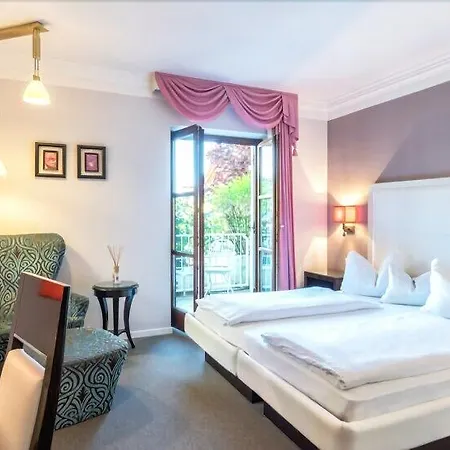 Groff Hotel